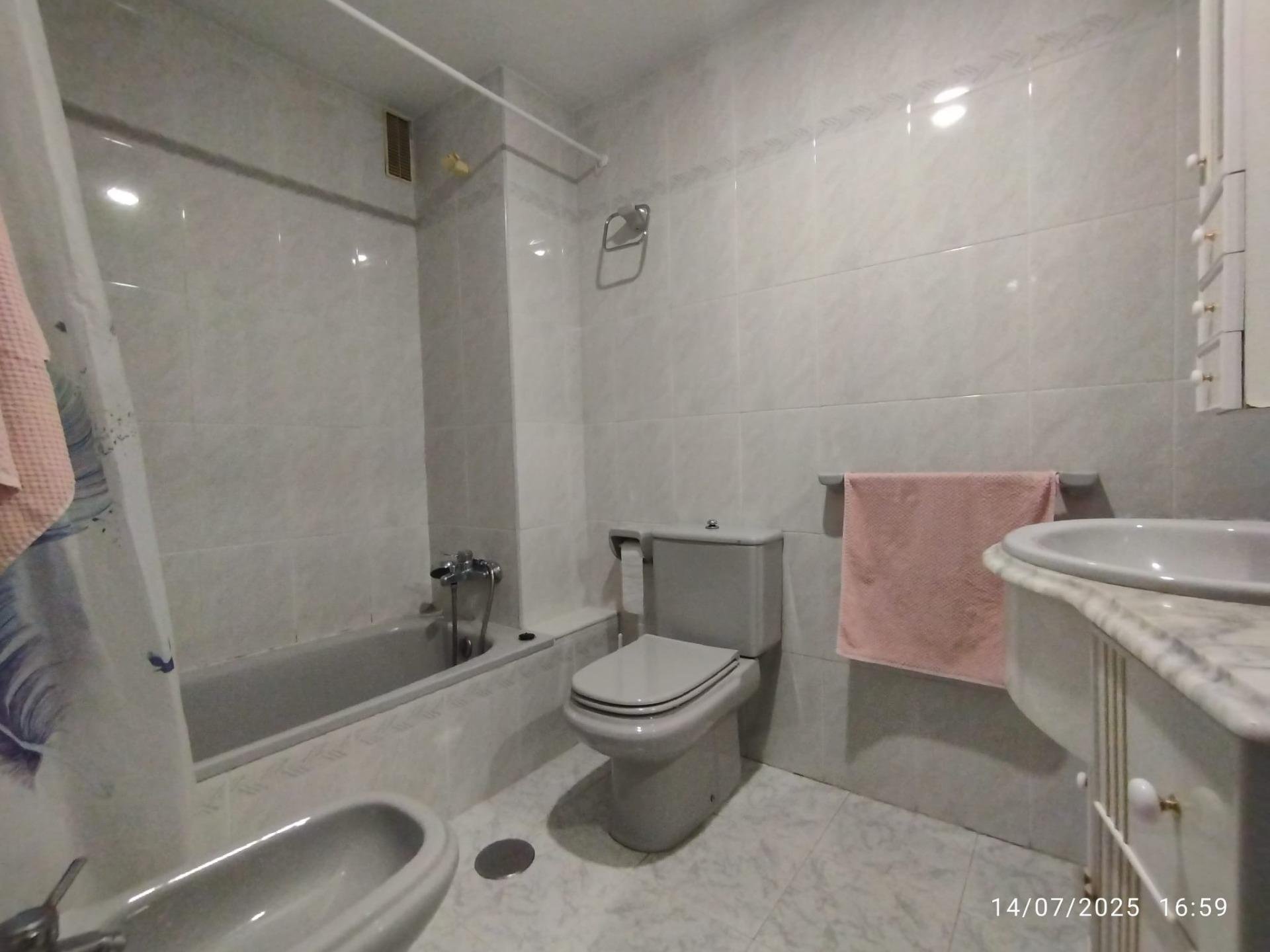Piso de 82 m² en Oviedo