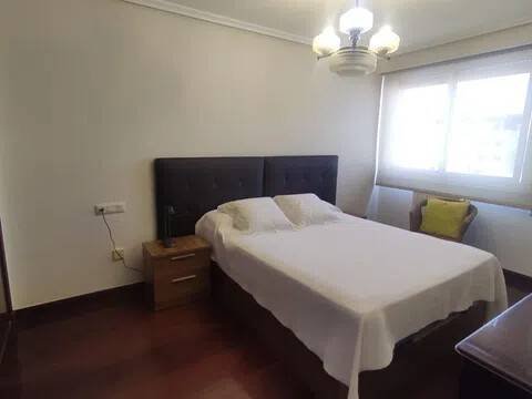 Piso de 90 m² en Ourense
