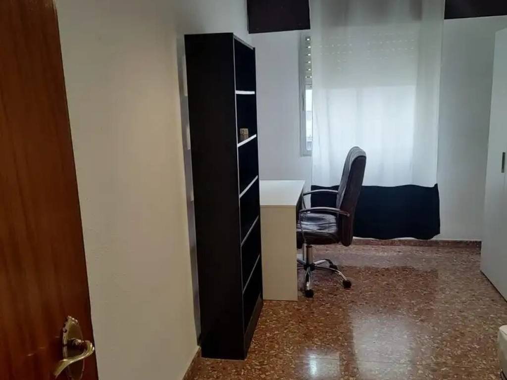 Piso de 95 m² en Jaén