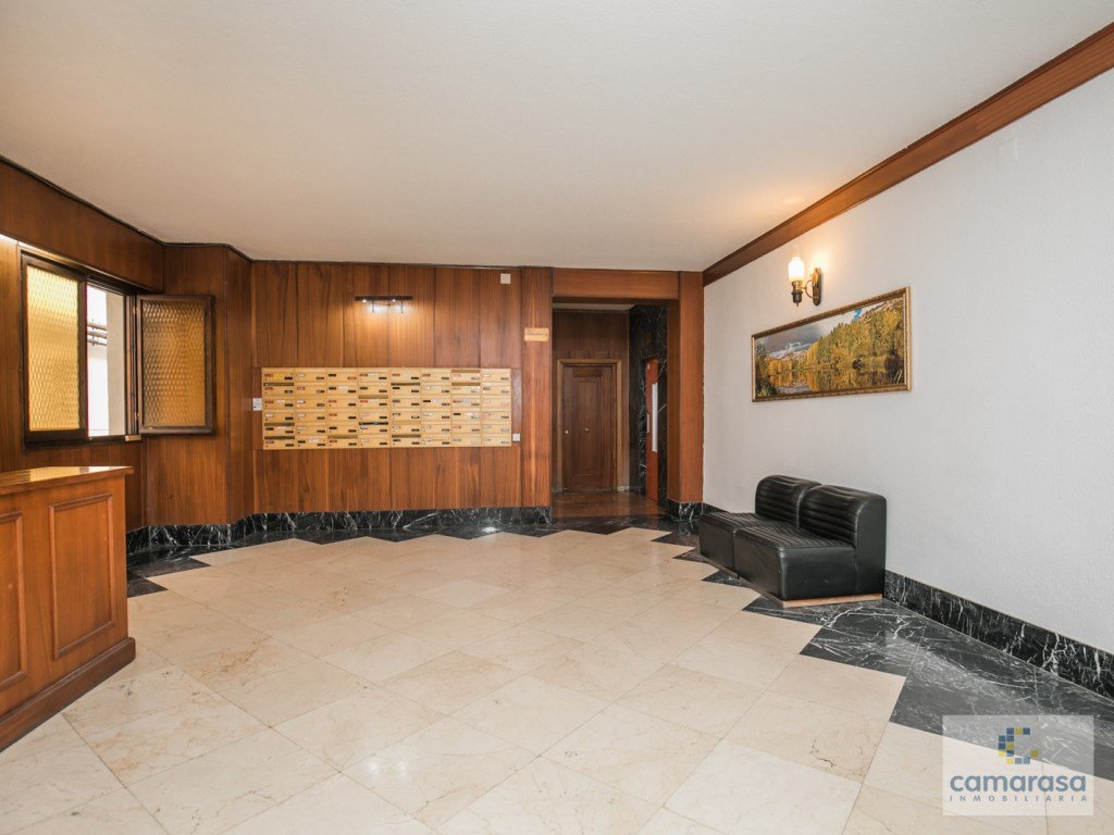 Piso de 130 m² en Ávila