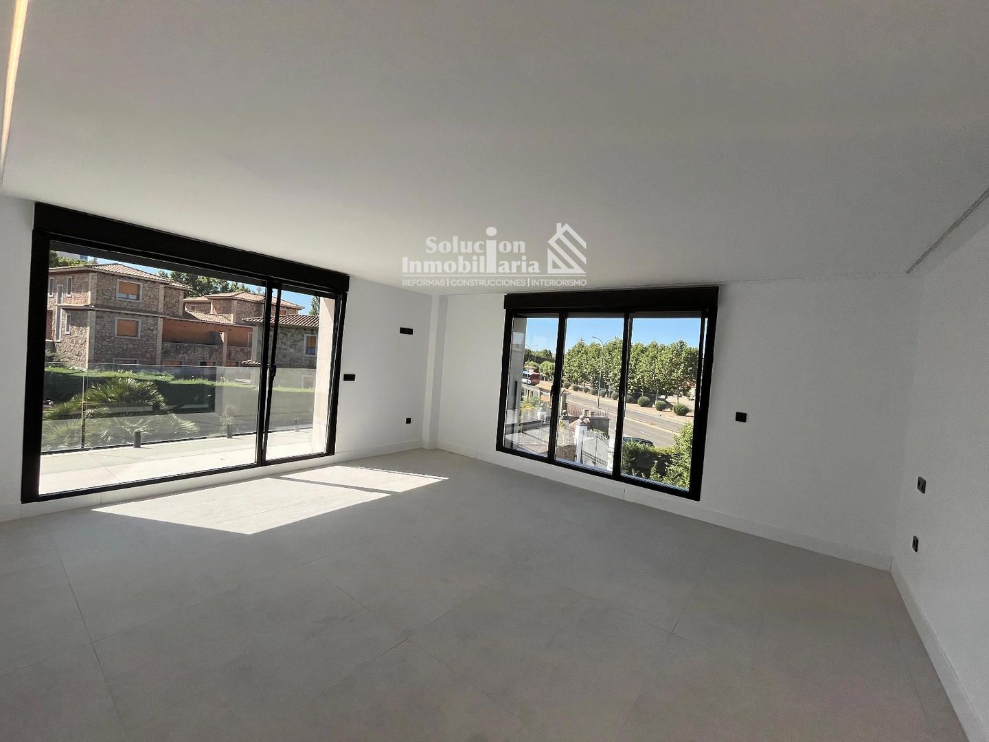 Maison 500 m² à Villamayor