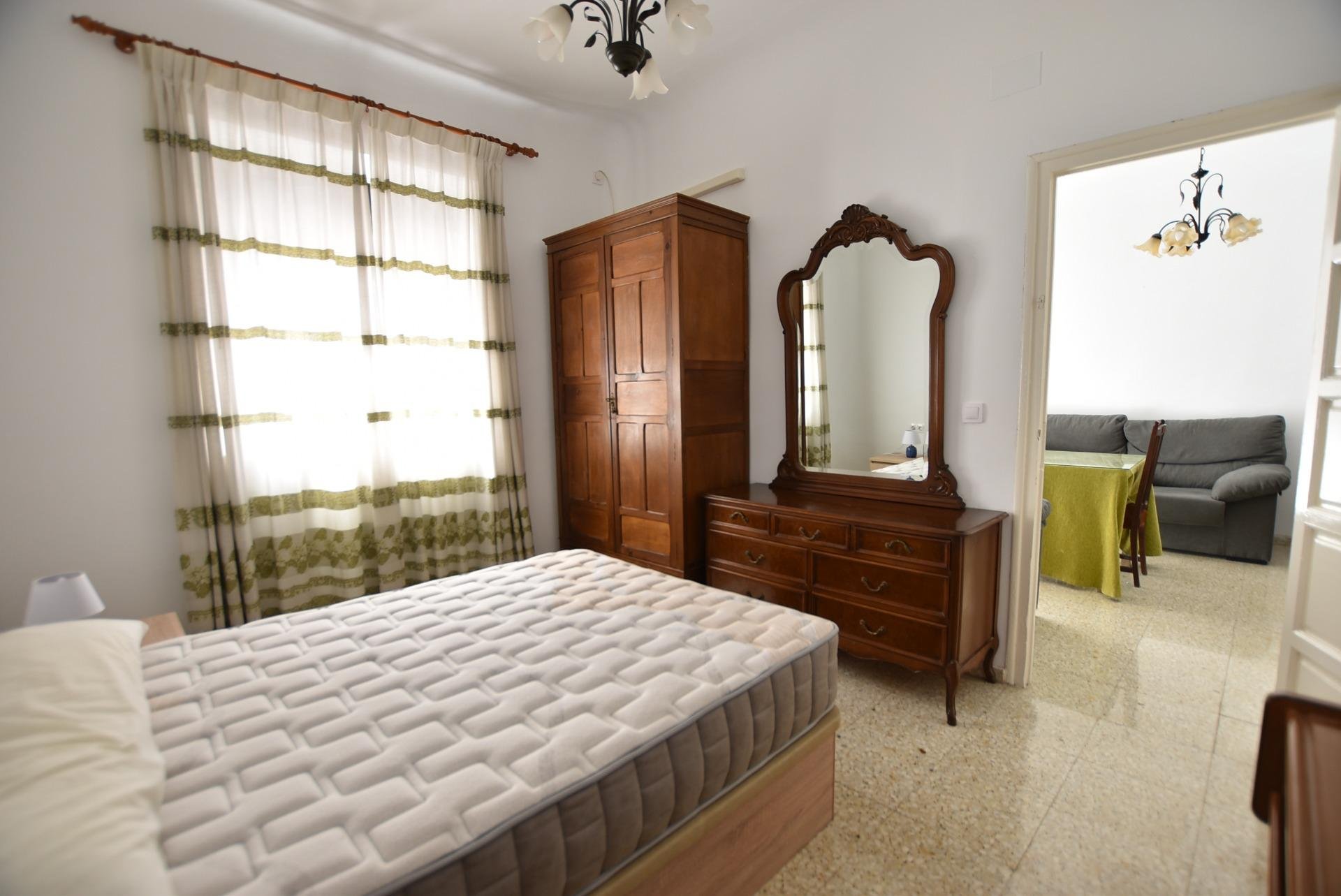 Piso de 90 m² en Granada