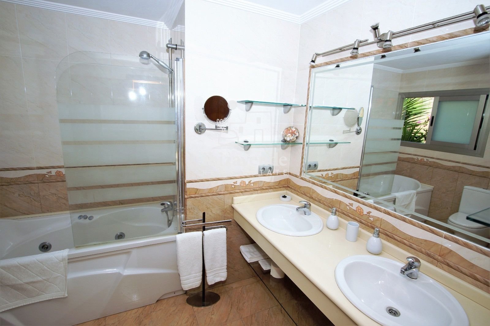 Haus 600 m² in Santa Eulària des Riu