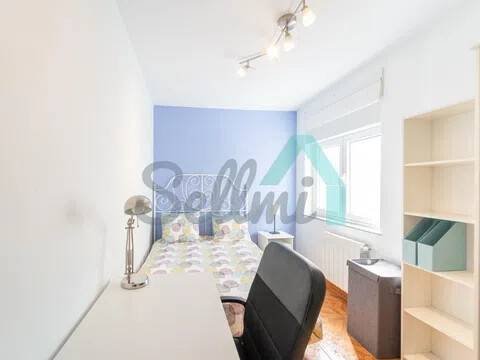 Piso de 81 m² en Oviedo