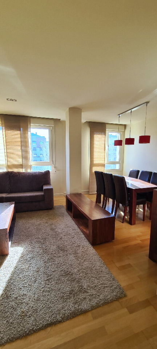 Piso de 80 m² en Logroño