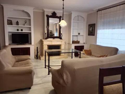 Haus 700 m² in Córdoba