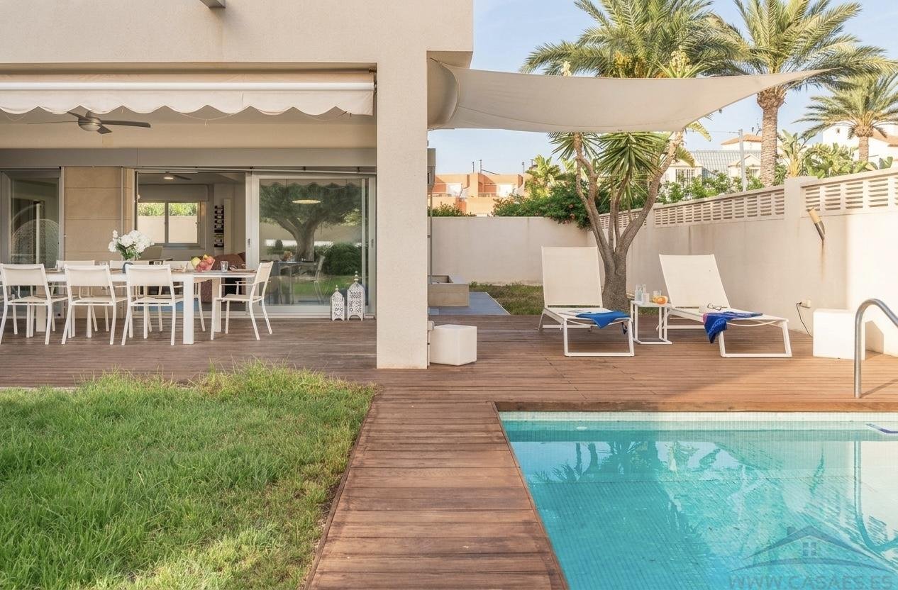 Piso de 515 m² en Roquetas de Mar