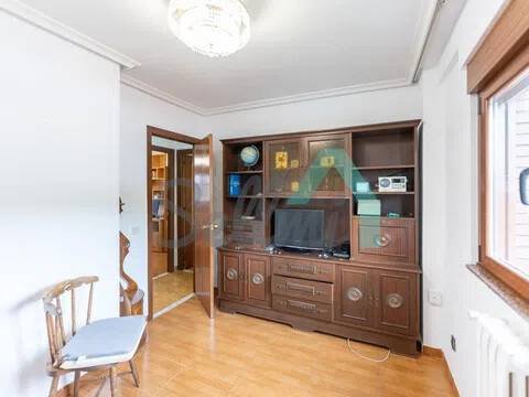 Piso de 75 m² en Aller