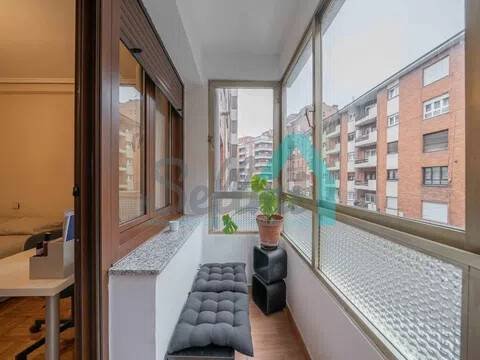 Pis de 84 m² a Oviedo