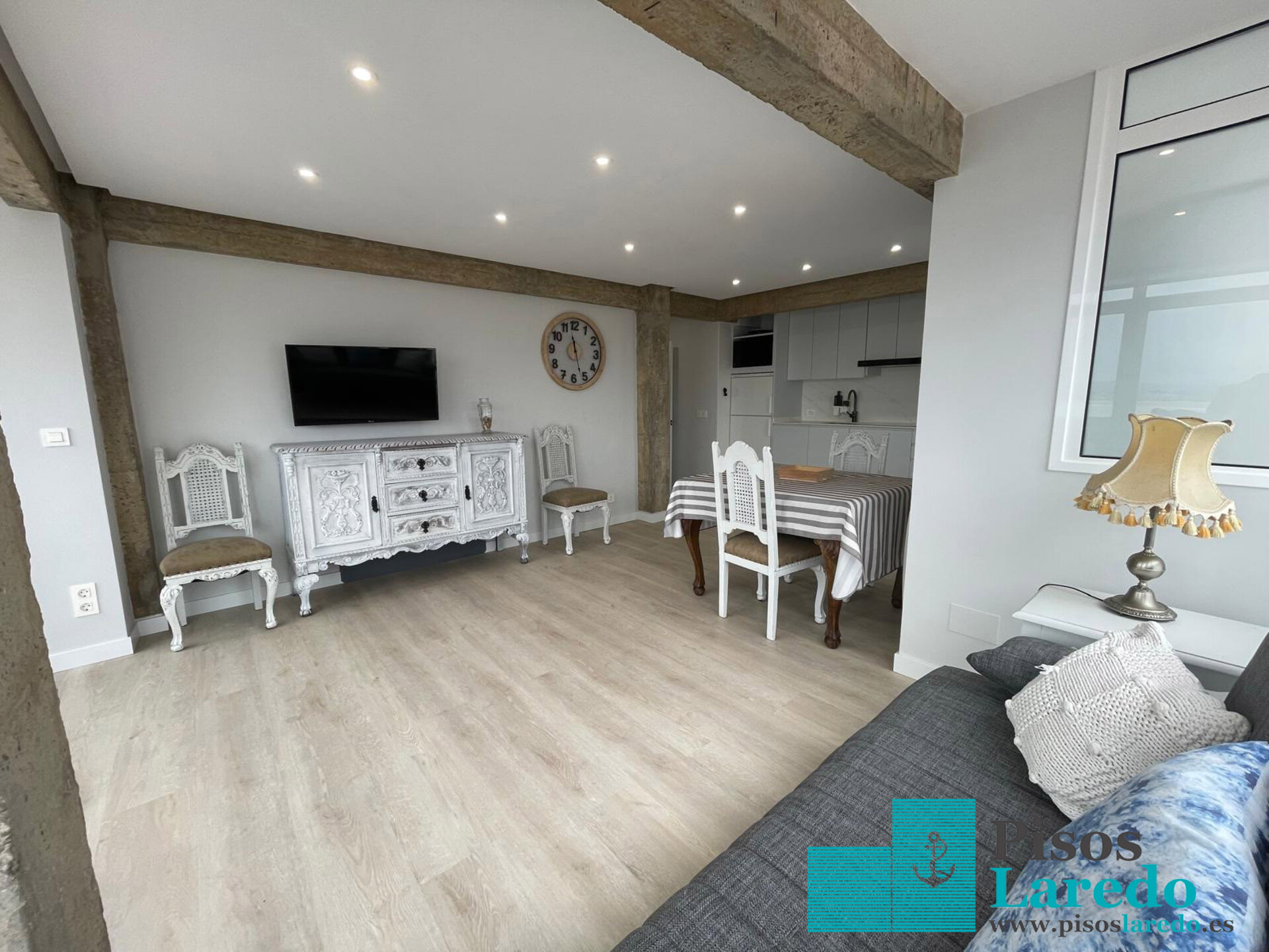 Piso de 70 m² en Laredo