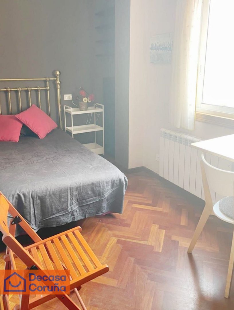 Piso de 90 m² en Oleiros
