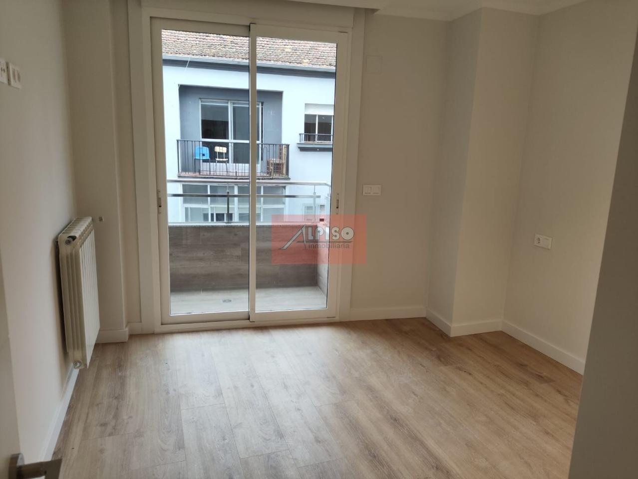 Piso de 70 m² en Ourense