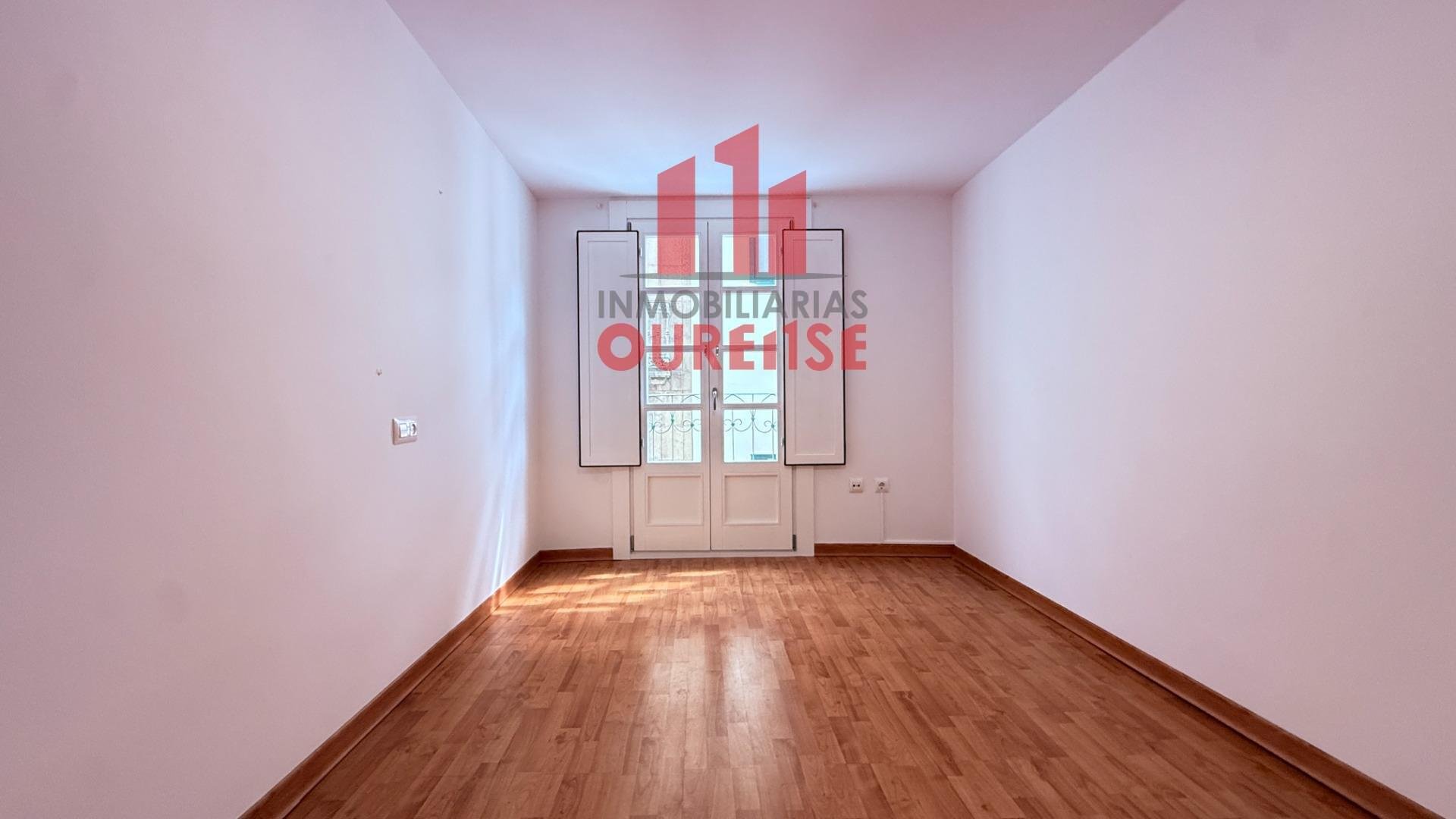 Piso de 102 m² en Ourense