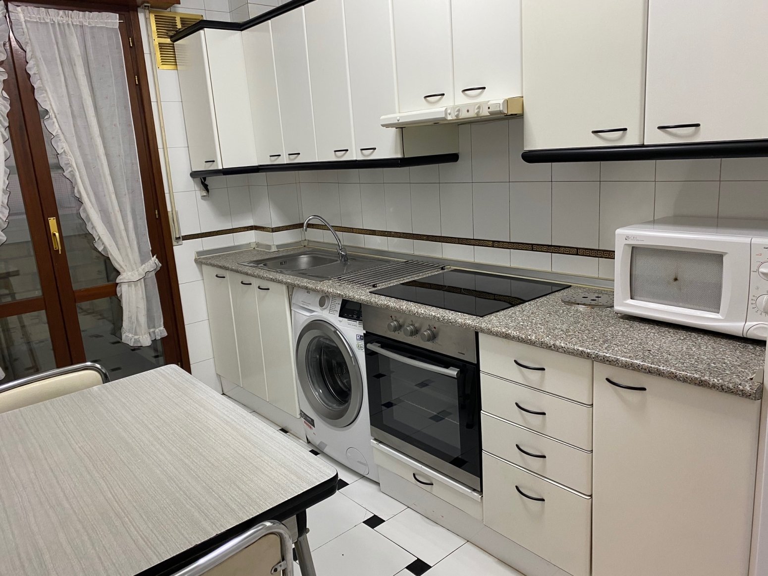 Pis de 75 m² a Pamplona