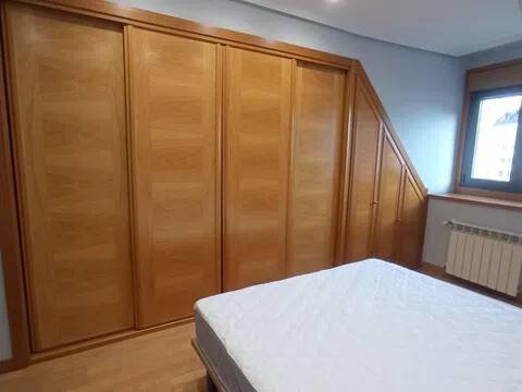 Piso de 93 m² en Oviedo