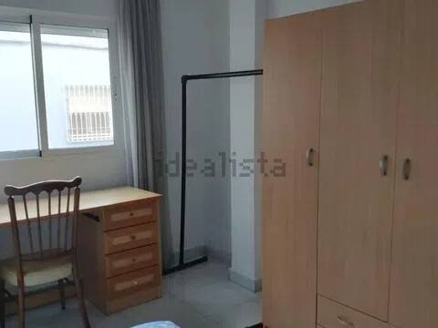Piso de 80 m² en Almería