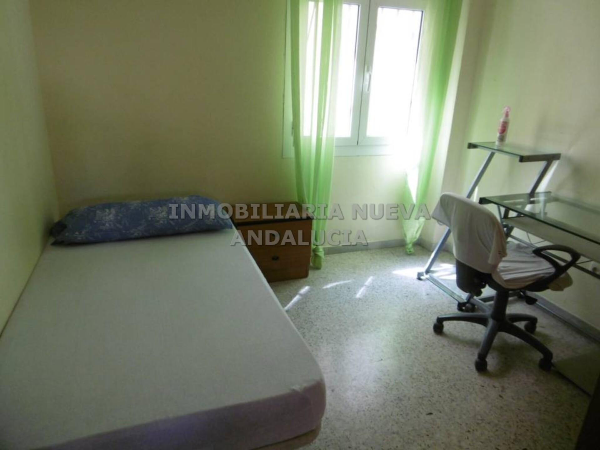 Piso de 80 m² en Almería