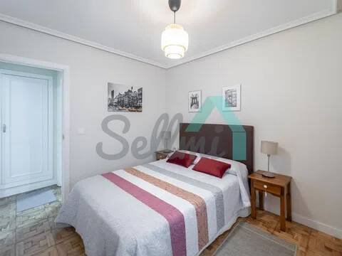 Piso de 49 m² en Oviedo