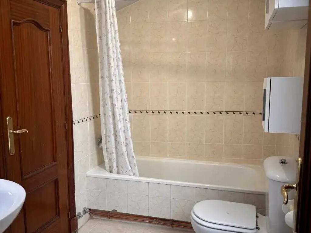 Piso de 115 m² en Santiago de Compostela