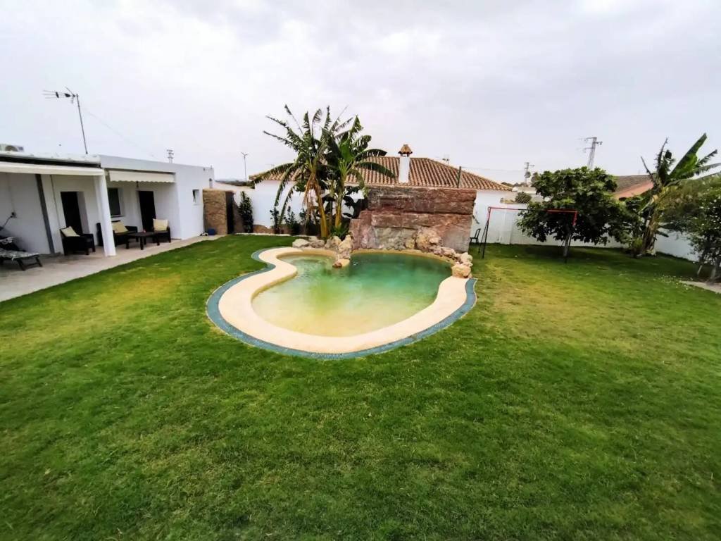 Будинок 160 м² у Chiclana de la Frontera
