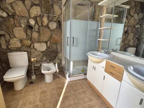 Casa de 140 m² en Gemuño
