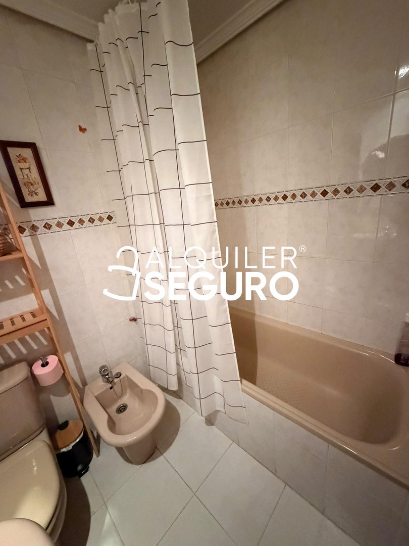 Wohnung 53 m² in Madrid