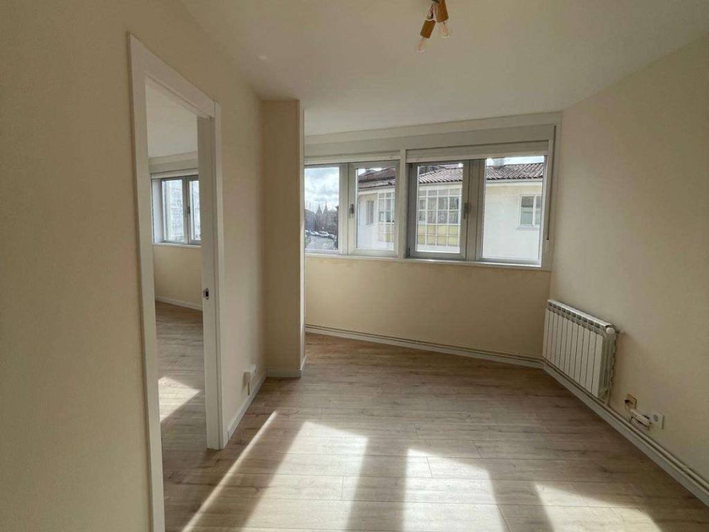 Piso de 90 m² en Santiago de Compostela