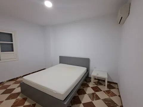 Piso de 100 m² en Carmona