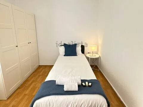 Chambre à louer, Ávila