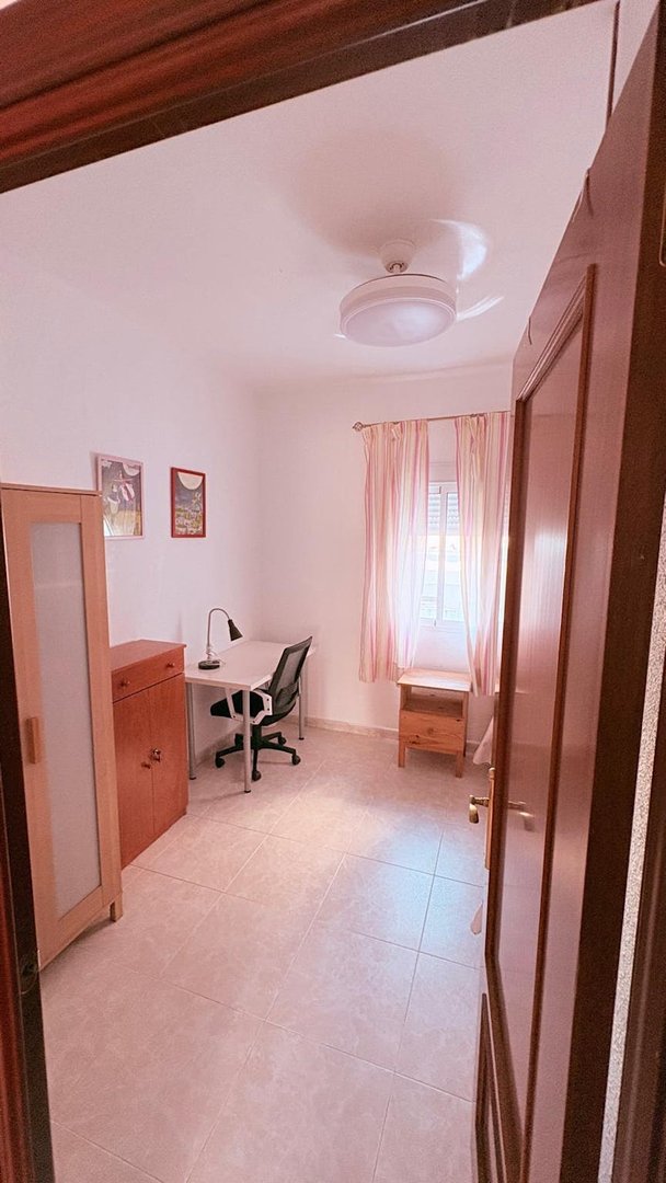 Habitación 15 m², Sevilla