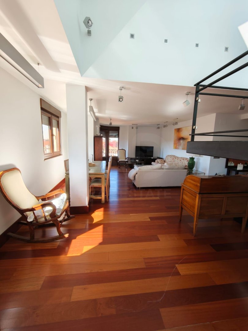 Piso de 97 m² en Valencia de Don Juan