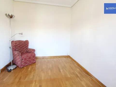 Piso de 100 m² en Sevilla