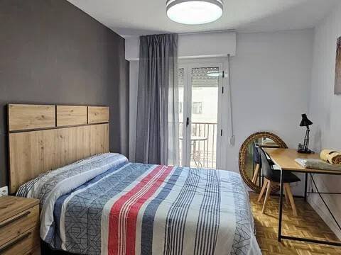 Habitación 130 m², Alicante