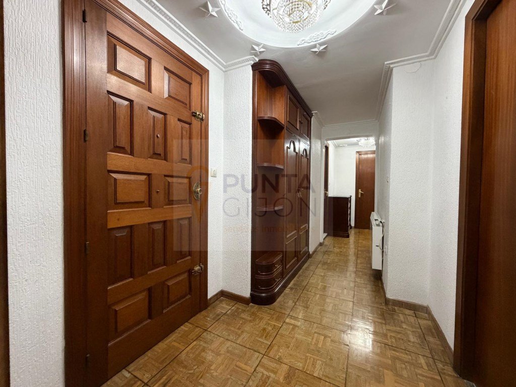 Piso de 120 m² en Gijón