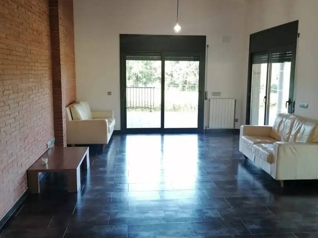 House 343 m² in Serinyà