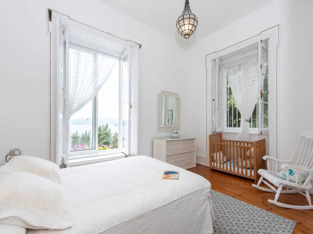 Casa de 400 m² en Redondela