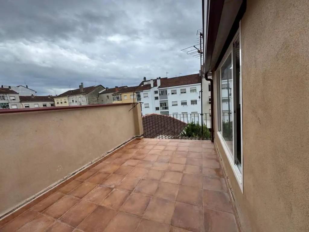 Piso de 161 m² en Ourense