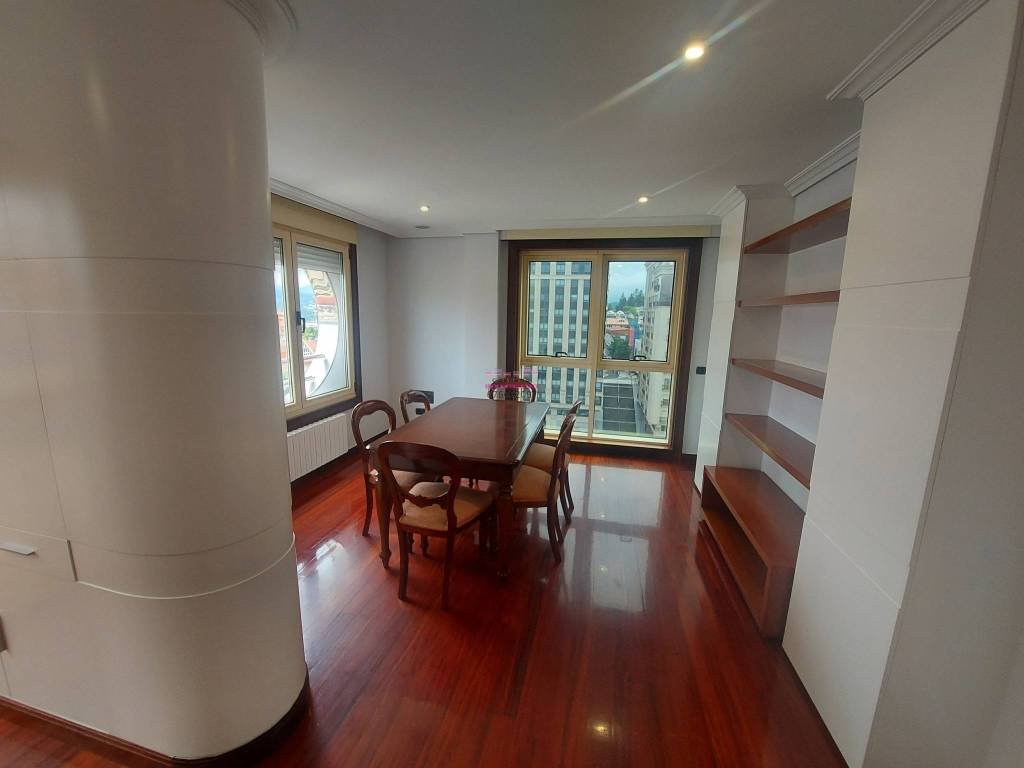 Piso de 86 m² en Vigo