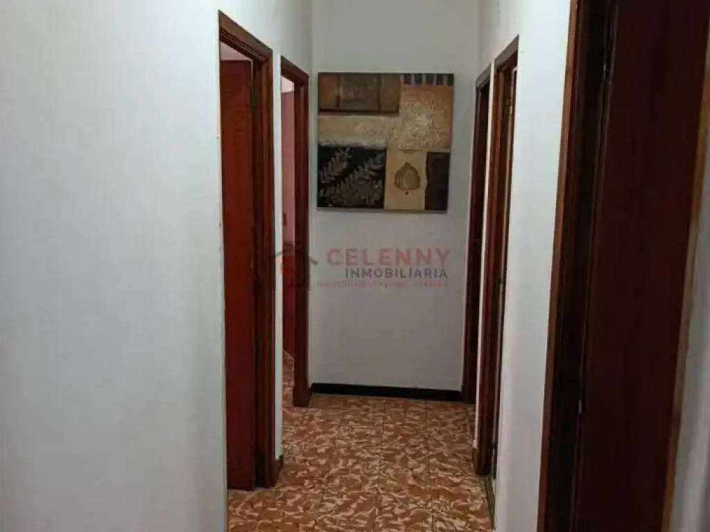 Wohnung 75 m² in Ourense