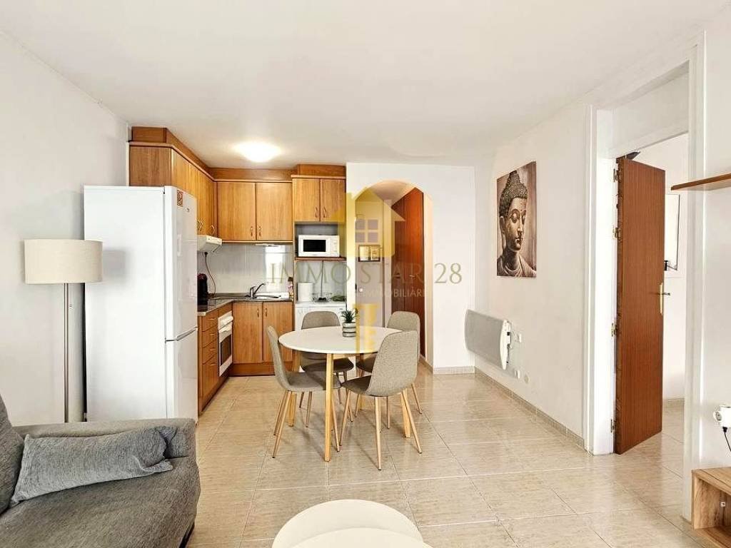 Piso de 60 m² en Roses
