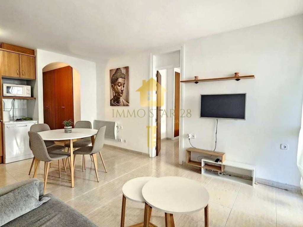Piso de 60 m² en Roses