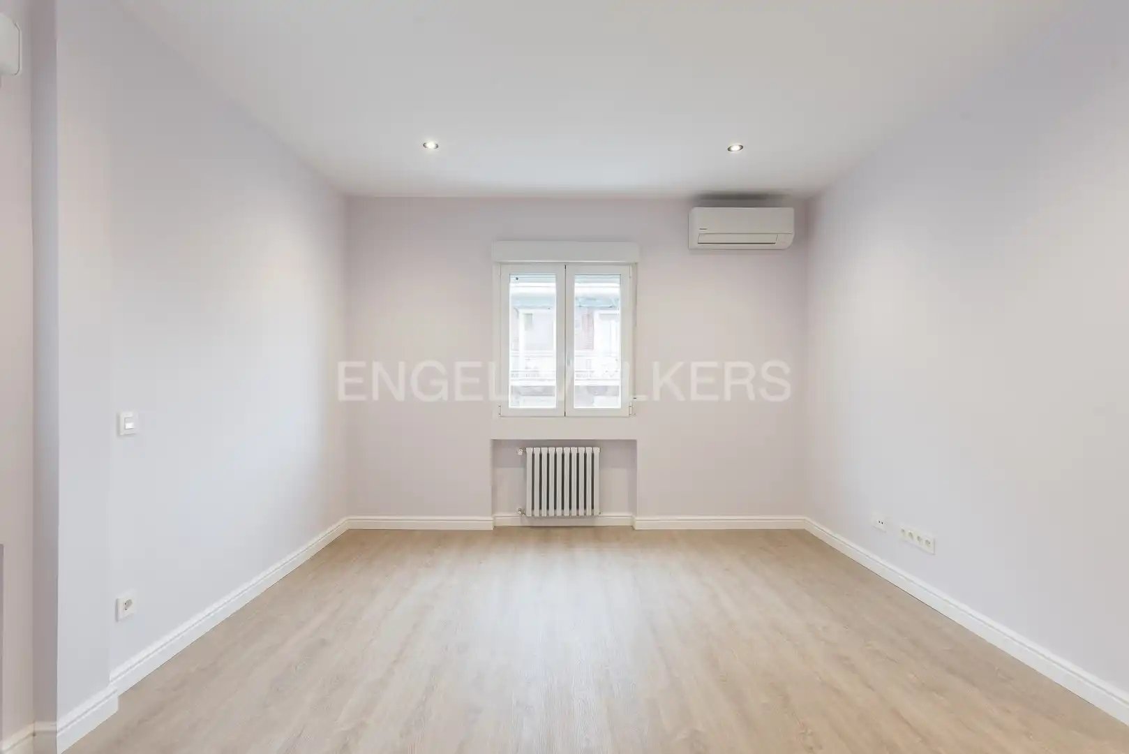 Wohnung 102 m² in Madrid
