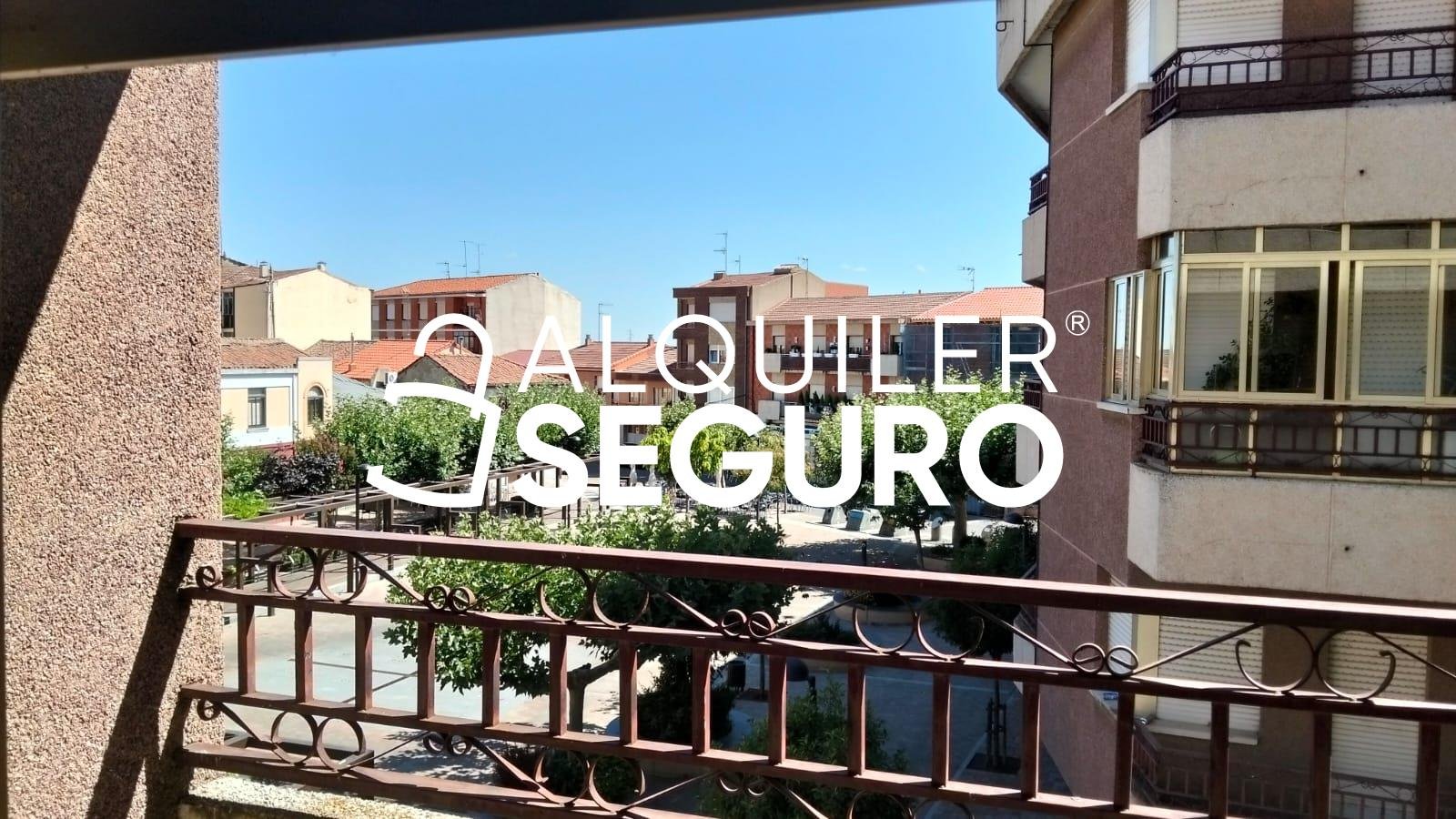 Piso de 90 m² en Santa María del Páramo