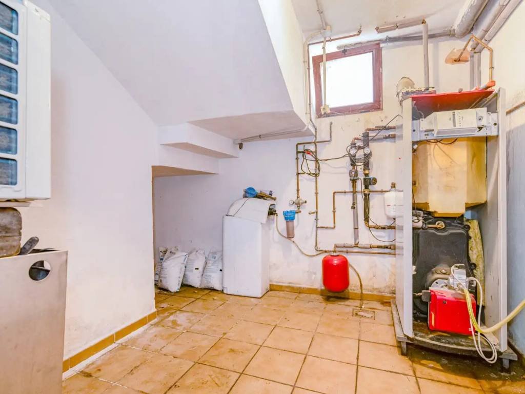 Casa de 350 m² en Las Gabias