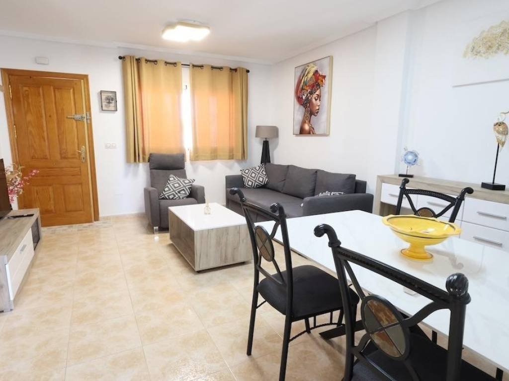 Pis de 70 m² a Oriola