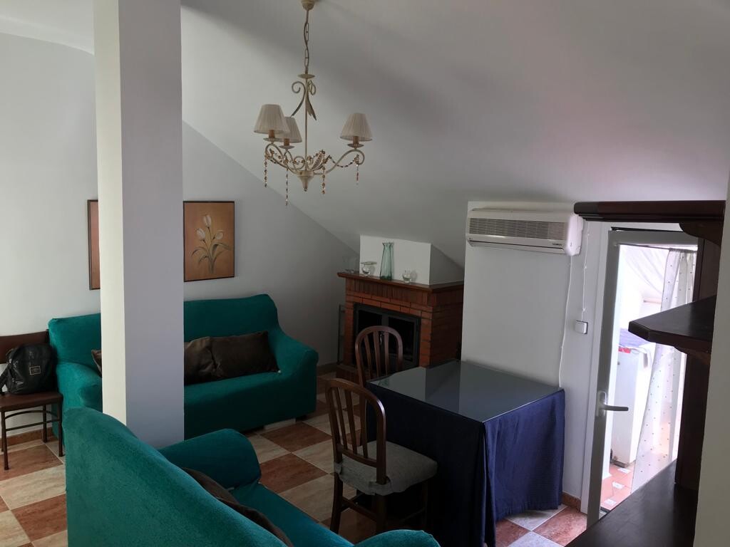 Flat 90 m² in Baza