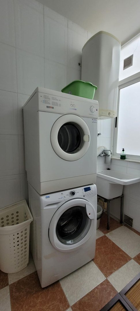 Piso de 100 m² en Adra