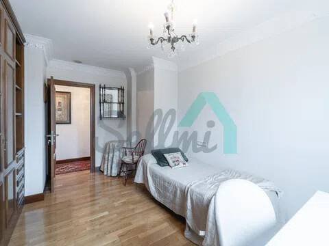Piso de 120 m² en Oviedo
