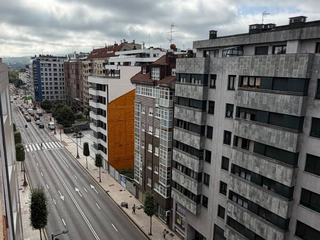 Wohnung 134 m² in Oviedo