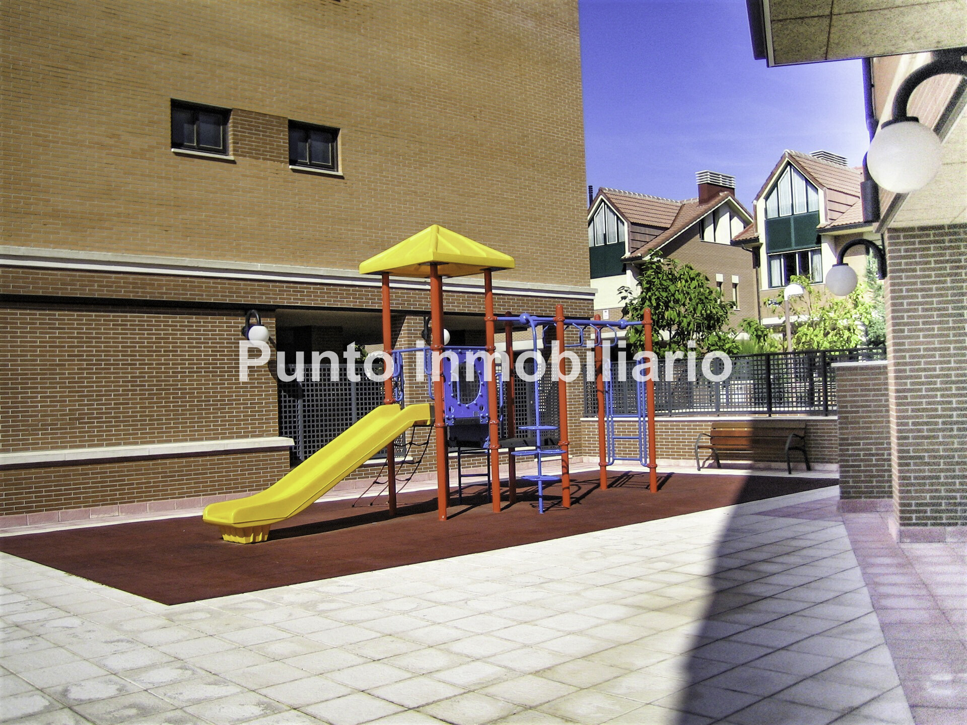 Pis de 115 m² a Arroyo de la Encomienda